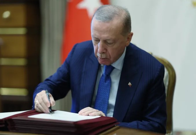 Resmi Gazete'de YAŞ Kararları Duyuruldu