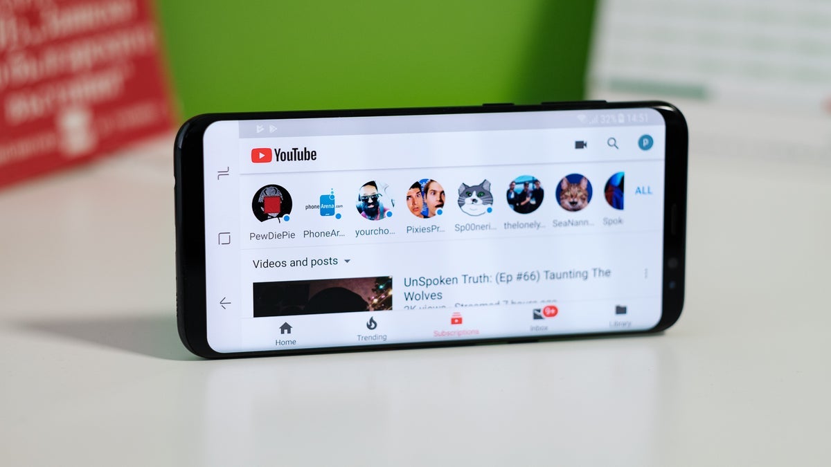 YouTube Premium Lite’a İki Büyük Yenilik: Arka Planda Oynatma ve İndirme Özelliği Geldi