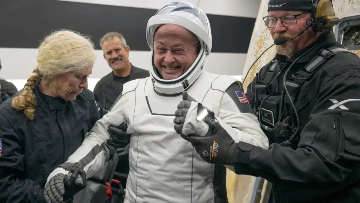 NASA ASTRONOTU MİKE FİNCKE NEDEN TAHLİYE EDİLDİ? GERÇEK ORTAYA ÇIKTI